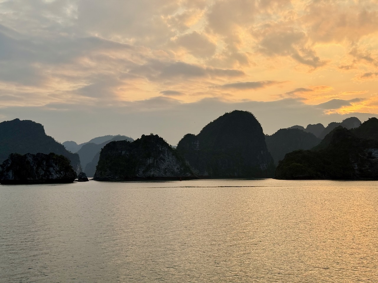 Ha Long- und Lan Ha-Bucht